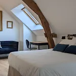 Le 14 Faubourg 3* Beaune (Cote d'Or)
