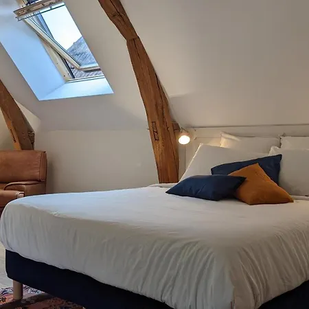 Le 14 Faubourg Bed & Breakfast