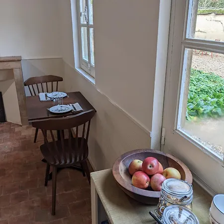 Le 14 Faubourg Bed & Breakfast Beaune (Cote d'Or)