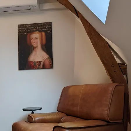 Le 14 Faubourg 3* Beaune (Cote d'Or)